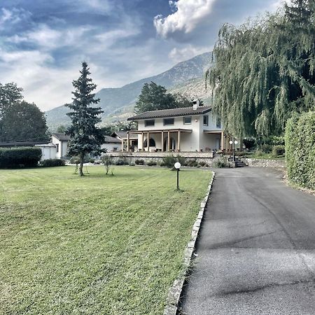 La Casina Di Oscar Ad Ao V Combe Vda Quart 0014 E 00I6 Daire Dış mekan fotoğraf