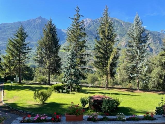 La Casina Di Oscar Ad Ao V Combe Vda Quart 0014 E 00I6 Daire Dış mekan fotoğraf